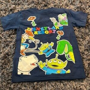 Disneyland Walt Disney World size 8 blue t-shirt with Pixar characters